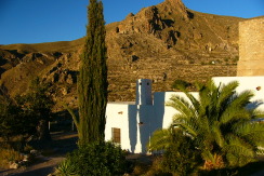 Ehemalige alte Wassermühle in Andalusien mit Meerblick und eigenen Wasserrechten – Erfüllung südlicher Sehnsüchte!