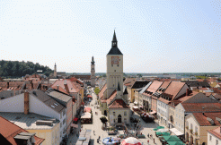 Interessantes Renditeobjekt mit Läden und Büros im Zentrum von Deggendorf inklusive Tiefgarage